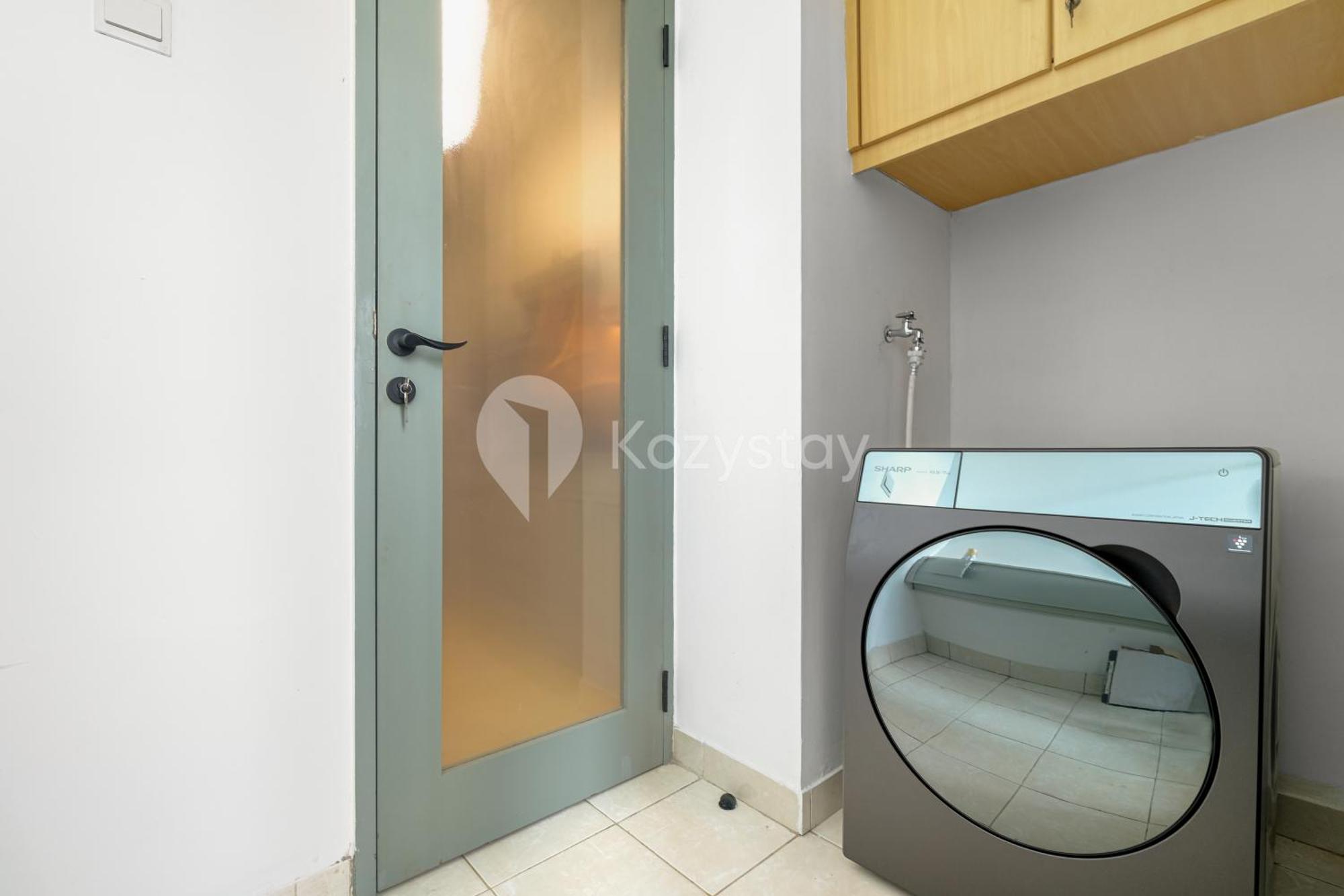 Apartemen Marmo By Kozystay - Mega Kuningan *